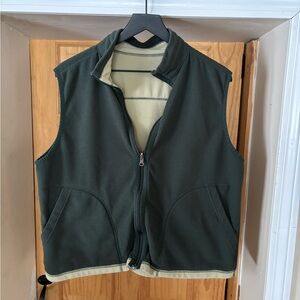 L.L. Bean Reversible Layering Vest, Hunter Green/Lt Green Tan, 100% Polyester, L
